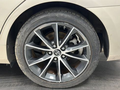 Used 2016 Toyota Camry XSE image 24