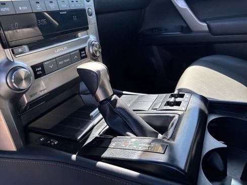 Used 2020 Lexus GX 460 Premium w/ Premium Package AWD/4WD image 19