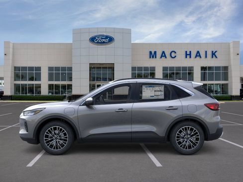 New 2026 Ford Escape SE FWD image 3