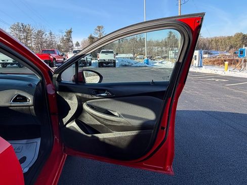 Used 2019 Chevrolet Cruze LS w/ LS Convenience Package image 26