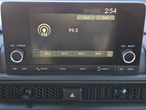 Used 2025 Honda CR-V EX image 11