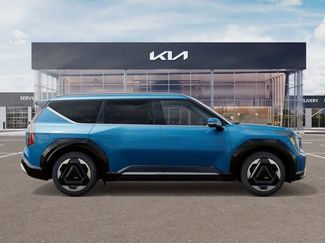 New 2026 Kia EV9 Land video 2