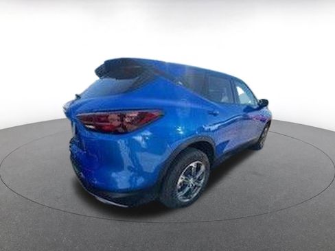 Used 2025 Chevrolet Blazer LT image 7