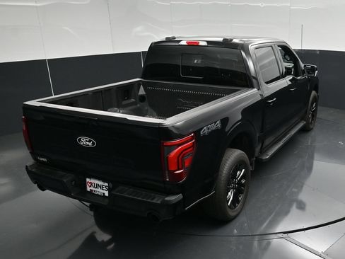 Used 2024 Ford F150 Lariat AWD/4WD image 34