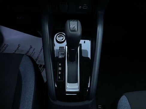 Used 2025 Nissan Versa SV image 21