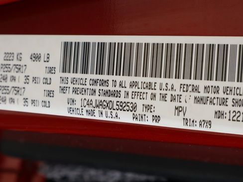 Used 2013 Jeep Wrangler Sport AWD/4WD image 26