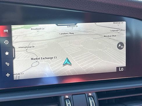 Used 2022 Alfa Romeo Giulia Veloce image 39