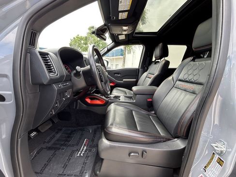 Used 2023 Nissan Frontier PRO-4X w/ Pro-4X Premium Package AWD/4WD image 10