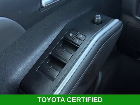 Used 2026 Toyota Highlander XLE AWD/4WD image 7