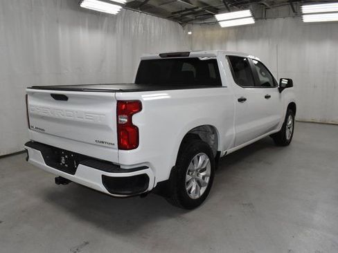 Used 2022 Chevrolet Silverado 1500 Custom w/ Safety Confidence Package image 5