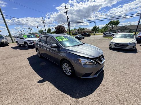 Used 2018 Nissan Sentra SV FWD image 9