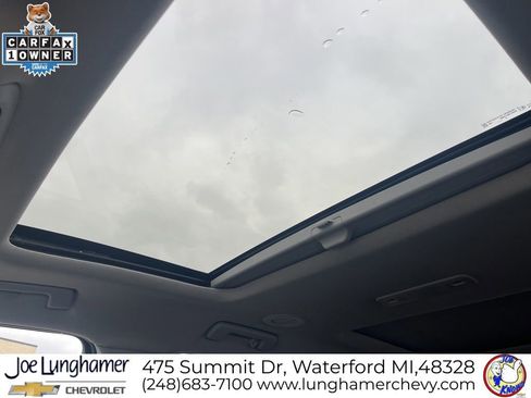 Certified 2023 GMC Acadia SLT w/ Elevation Edition image 17