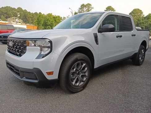 New 2026 Ford Maverick XLT w/ Equipment Group 301A AWD/4WD image 7