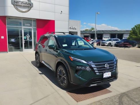 New 2026 Nissan Rogue Platinum AWD/4WD image 3
