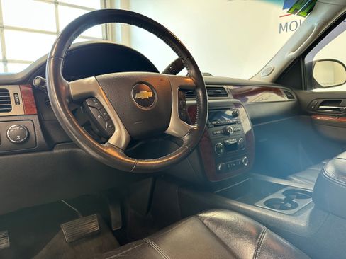 Used 2014 Chevrolet Tahoe LT AWD/4WD image 9