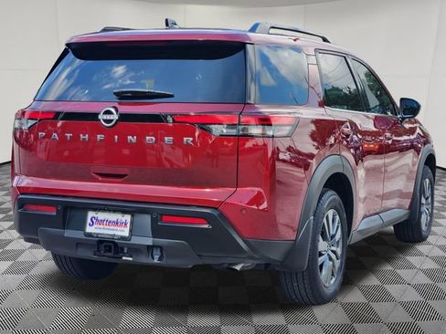 Used 2026 Nissan Pathfinder SV w/ SV Premium Package FWD image 5
