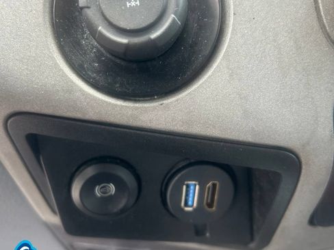 Used 2016 Ford F350 XLT w/ XLT Value Package RWD image 26