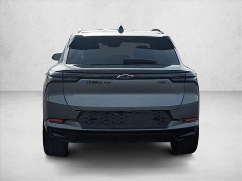 New 2026 Chevrolet Equinox EV RS image 7