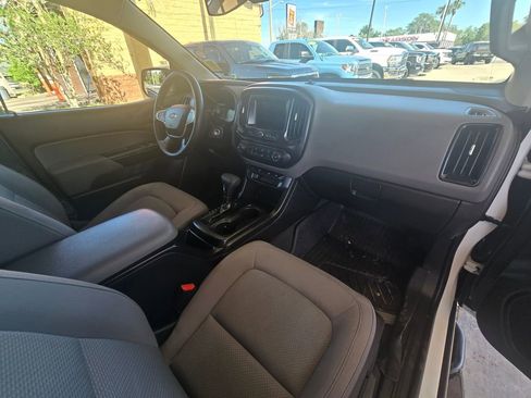 Used 2020 Chevrolet Colorado W/T w/ WT Convenience Package image 47