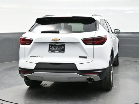 Used 2025 Chevrolet Blazer LT w/ Convenience Package AWD/4WD image 6