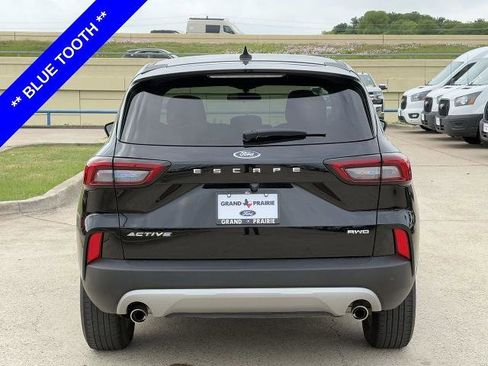 Certified 2023 Ford Escape Active AWD/4WD image 7