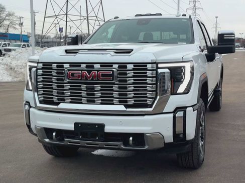 Certified 2024 GMC Sierra 2500 Denali w/ Denali Reserve Package image 7