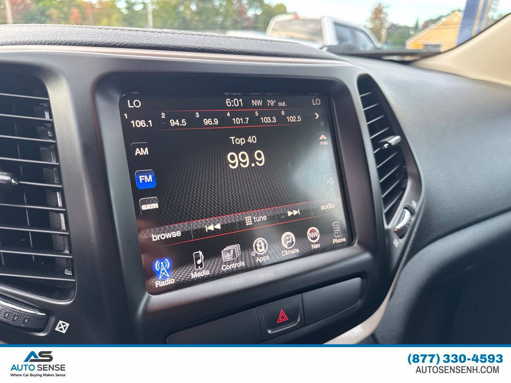 Used 2016 Jeep Cherokee Limited AWD/4WD image 18