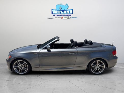 Used 2013 BMW 135i Convertible RWD image 3