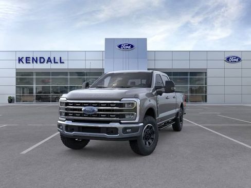 New 2026 Ford F350 XLT w/ XLT Premium Package AWD/4WD image 2