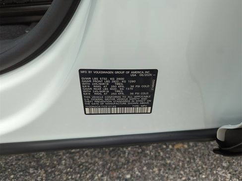 New 2026 Volkswagen Atlas SE image 43