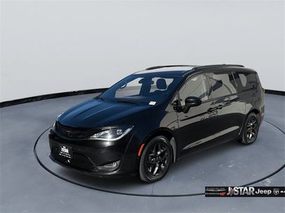 Used 2019 Chrysler Pacifica Touring-L Plus w/ Advanced Safetytec Group