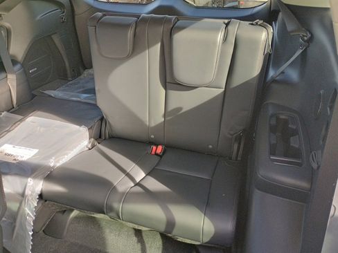 New 2026 Subaru Ascent Limited Bronze image 15