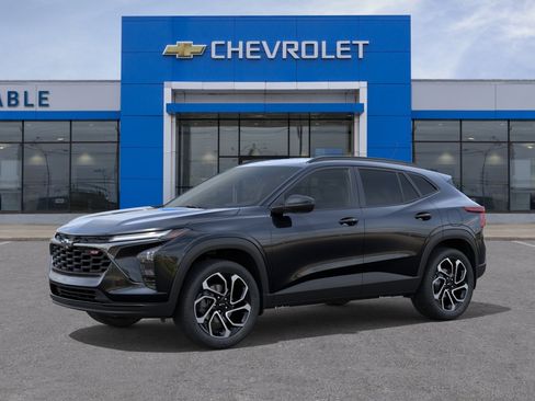 New 2026 Chevrolet Trax RS w/ Driver Confidence Package FWD image 2