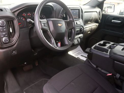 Used 2020 Chevrolet Silverado 1500 Custom w/ Custom Value Package AWD/4WD image 10