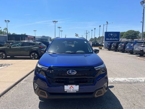 Used 2025 Subaru Forester Sport AWD/4WD image 8