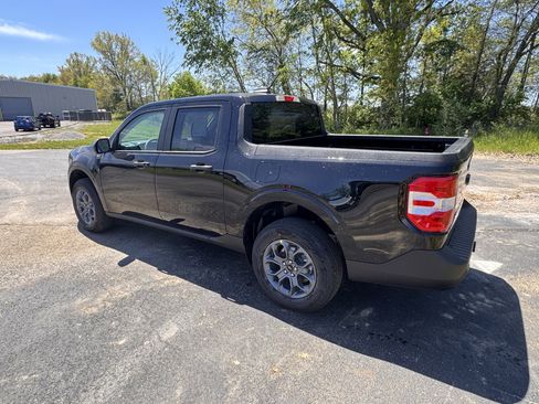 New 2026 Ford Maverick XLT FWD image 4