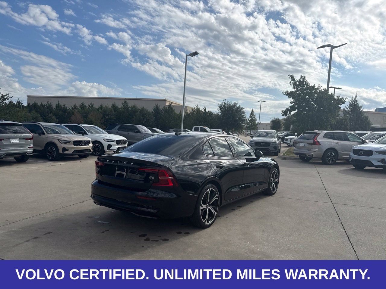 Used 2024 Volvo S60 B5 Plus FWD image 5