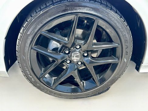 Used 2023 Honda Civic Sport image 36