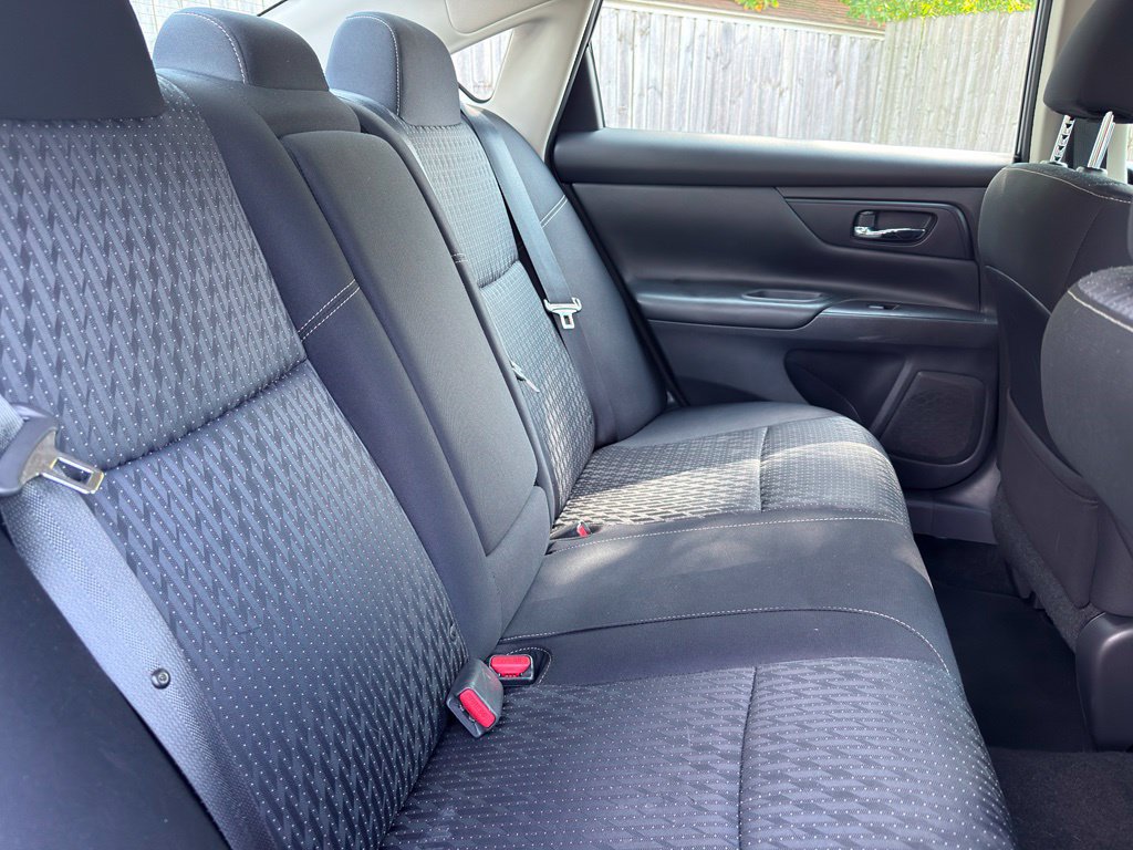 Used 2016 Nissan Altima 2.5 S w/ Power Driver Seat Package FWD image 27