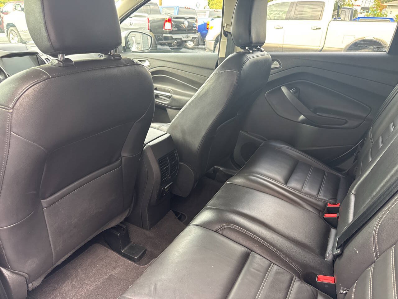 Used 2019 Ford Escape Titanium AWD/4WD image 18