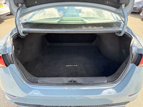 Used 2024 Nissan Sentra SV image 13