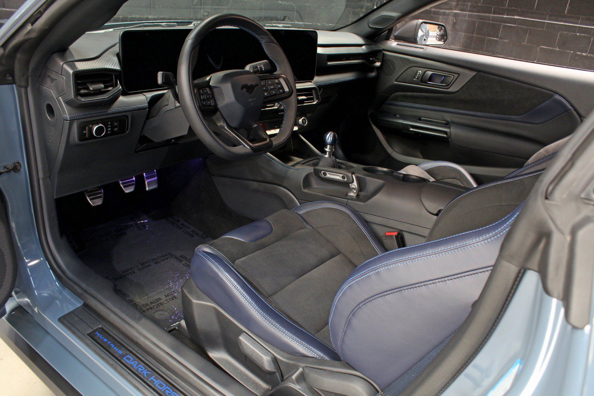Used 2025 Ford Mustang Dark Horse RWD image 46