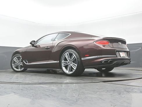 Used 2021 Bentley Continental GT AWD/4WD image 28