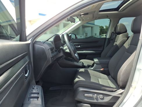 Used 2024 Honda CR-V EX image 17