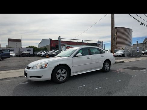 Used 2009 Chevrolet Impala LT image 1