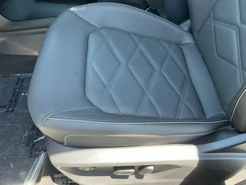 Used 2024 Volkswagen Atlas Cross Sport SE AWD/4WD image 16