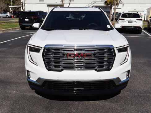 New 2026 GMC Acadia Denali w/ Super Cruise Package image 3
