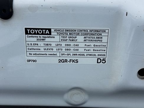 Used 2021 Toyota Tacoma TRD Sport image 19