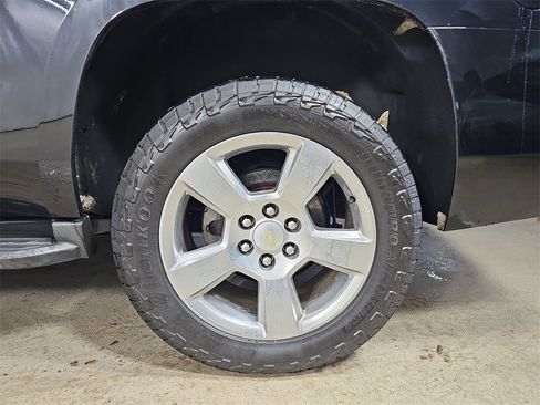 Certified 2015 Chevrolet Tahoe LT image 40