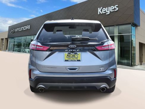 Used 2022 Ford Edge Titanium image 6